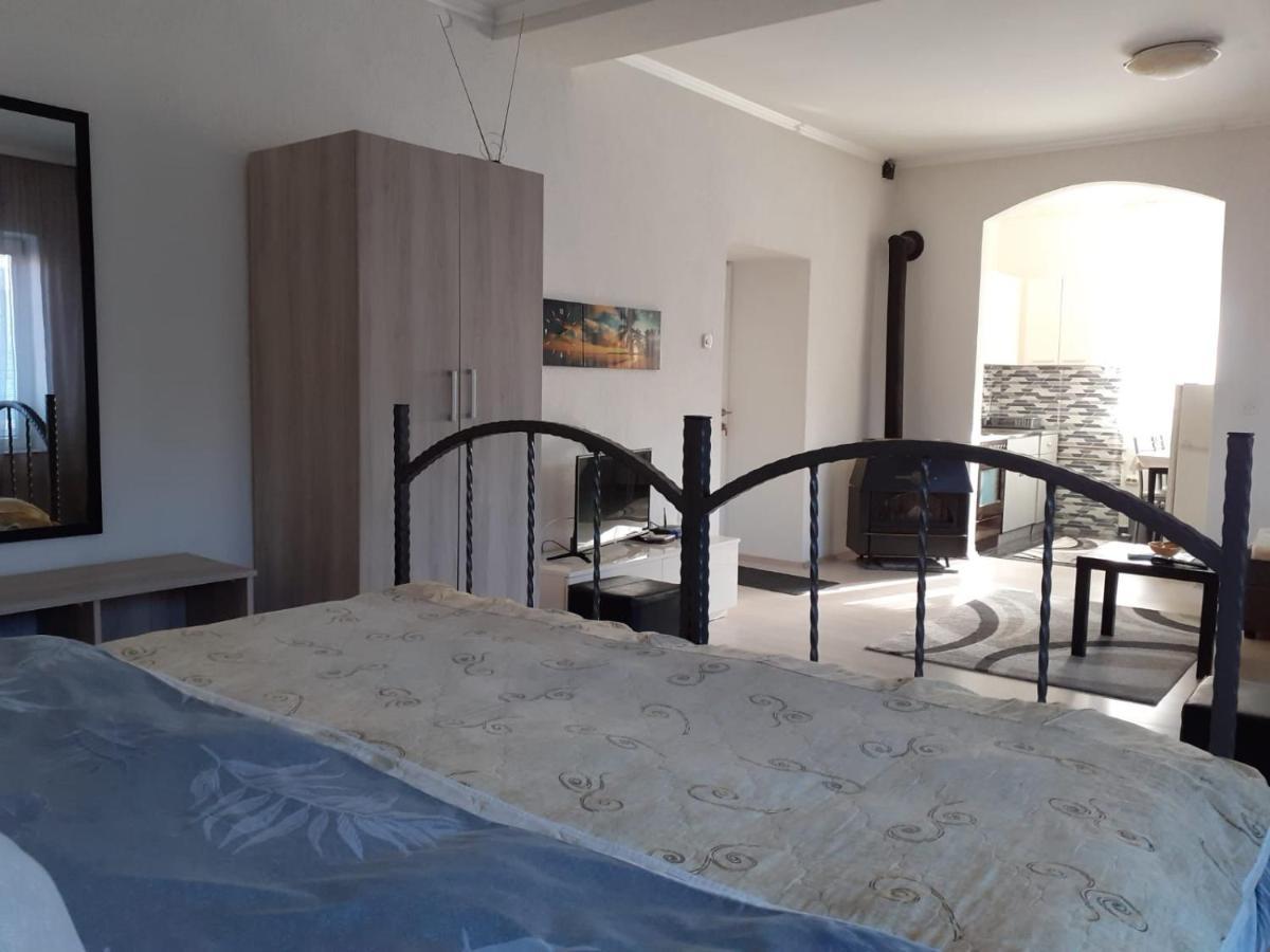 Alex Apartments Kruševo 외부 사진
